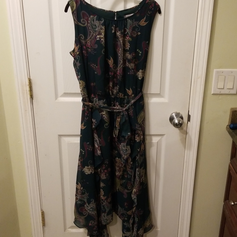 Danny and Nicole Hunter green dress